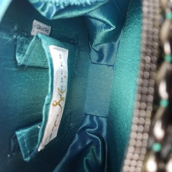 Mary Frances Tennis Racket '40 Love' Crossbody Bag - Picture 7 of 8